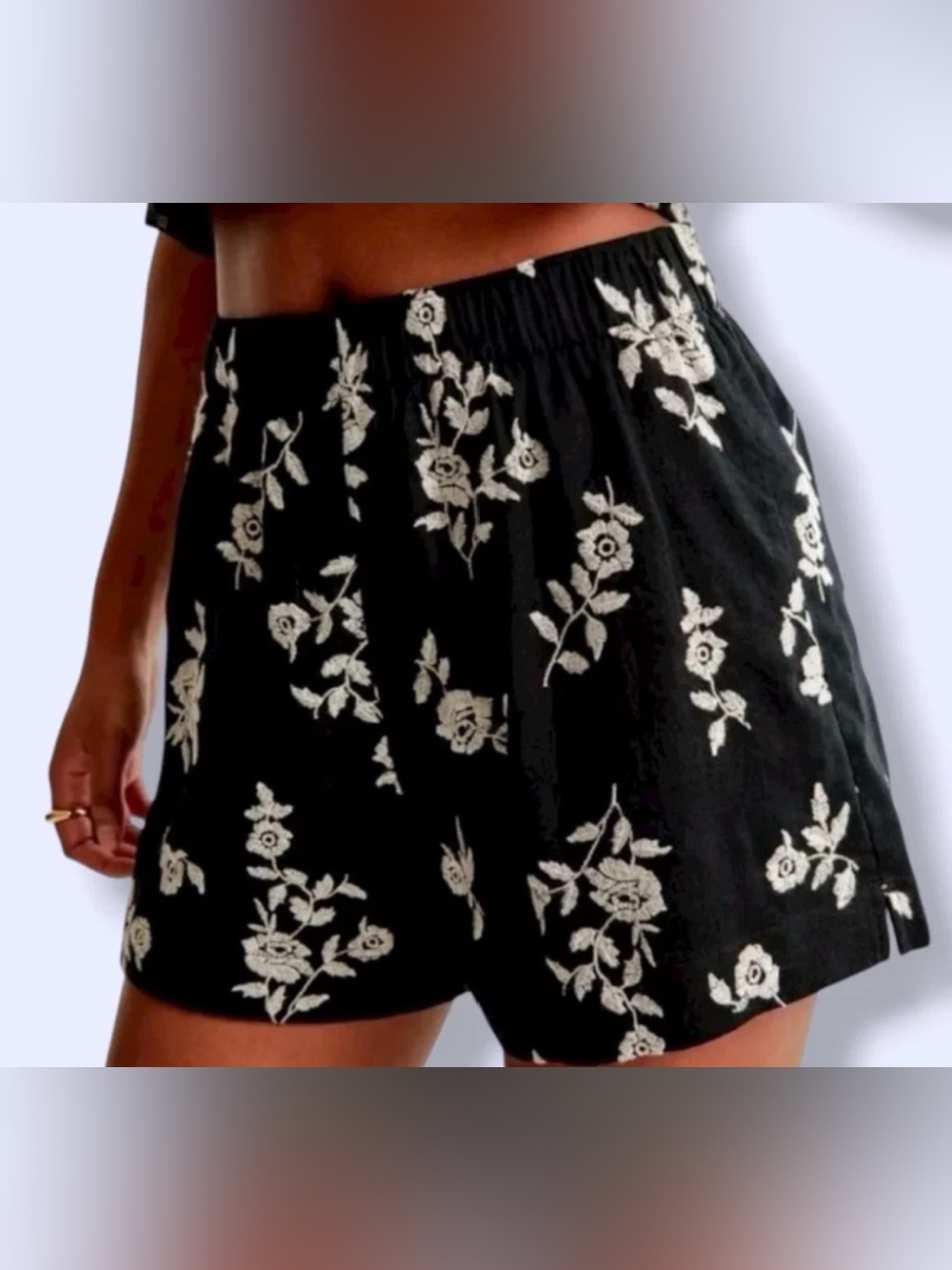 Abercrombie Fitch Shorts Medium Women’s Black Floral Linen High Rise Pull On